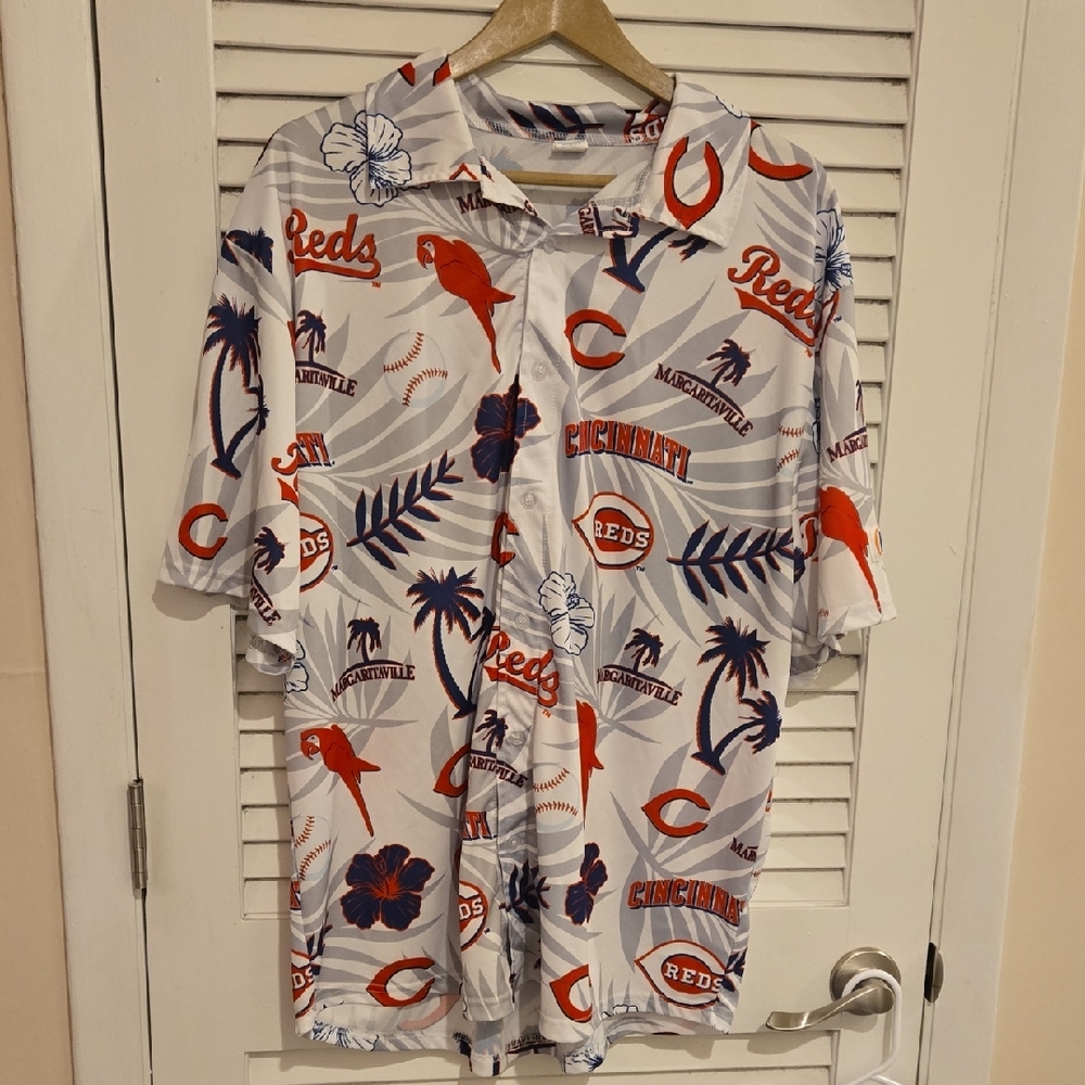 NWOT Cincinatti Reds Margaritaville Hawaiin Shirt 2025 Season